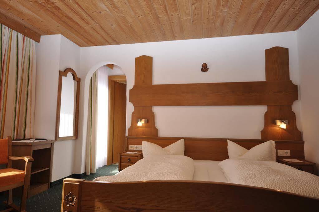 Apart - Und Fruehstueckspension Jaegerheim Kaunertal Kültér fotó
